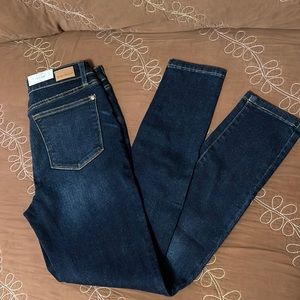 NWT Judy Blue Jeans Size 11/30 Dark Blue Mid Rise